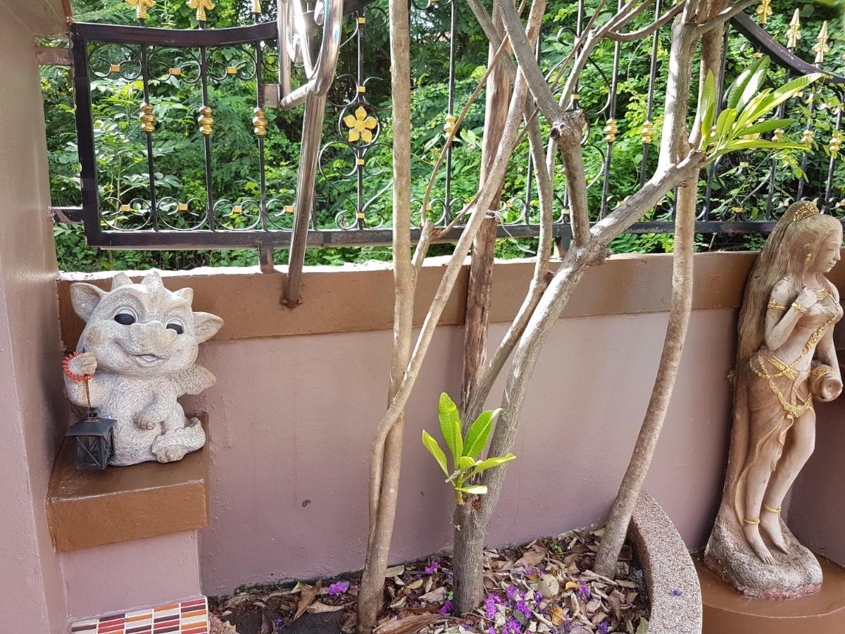 Mai Thai Guest House Хон Каен Экстерьер фото